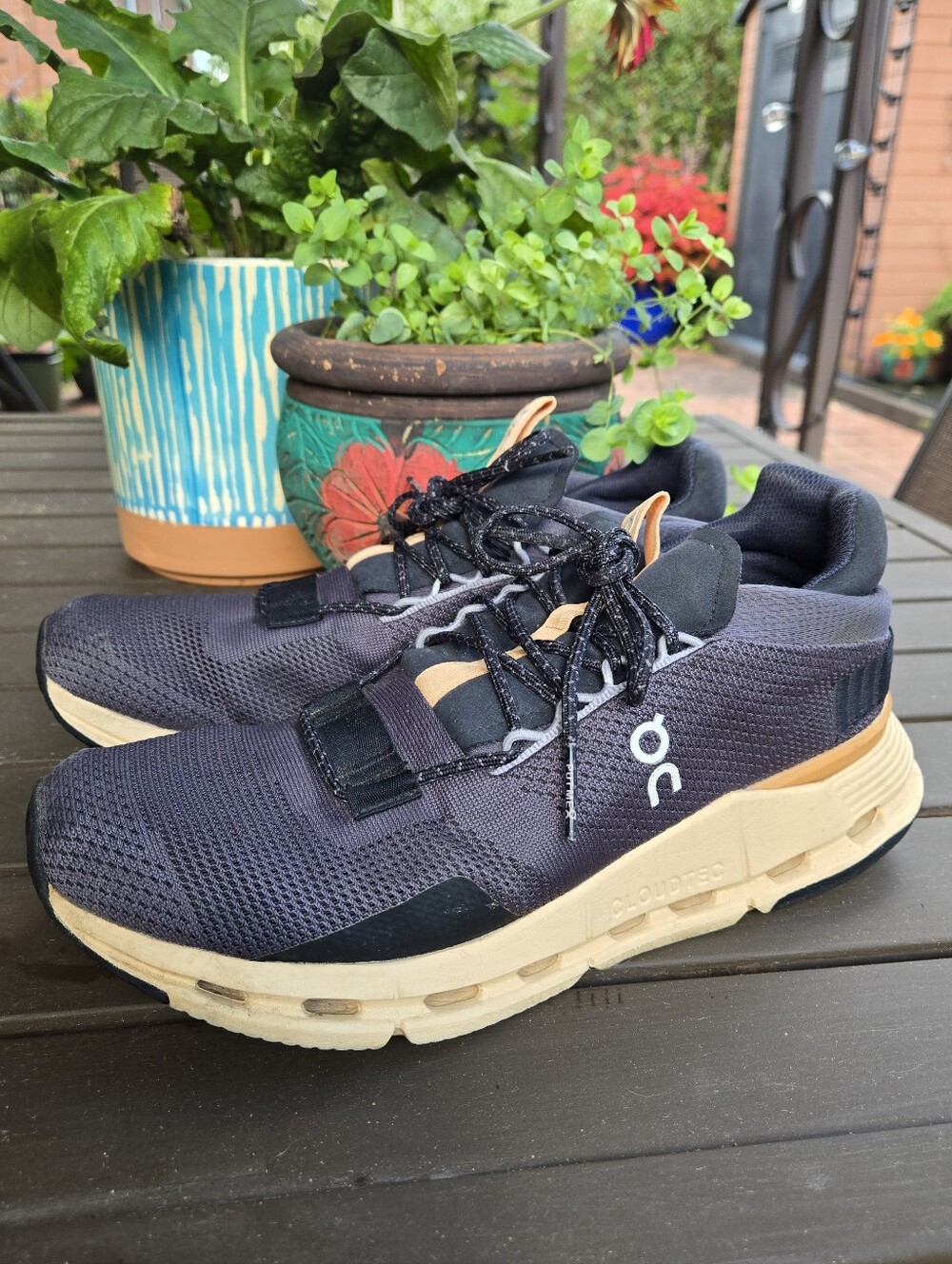 On Cloud Eclipse Savannah Running Shoes, 9.5